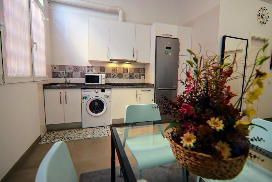 Luminoso Apartamento En El Corazon De Triana Apartment Seville Exterior photo